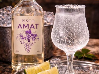 Pisco Amat Publicación